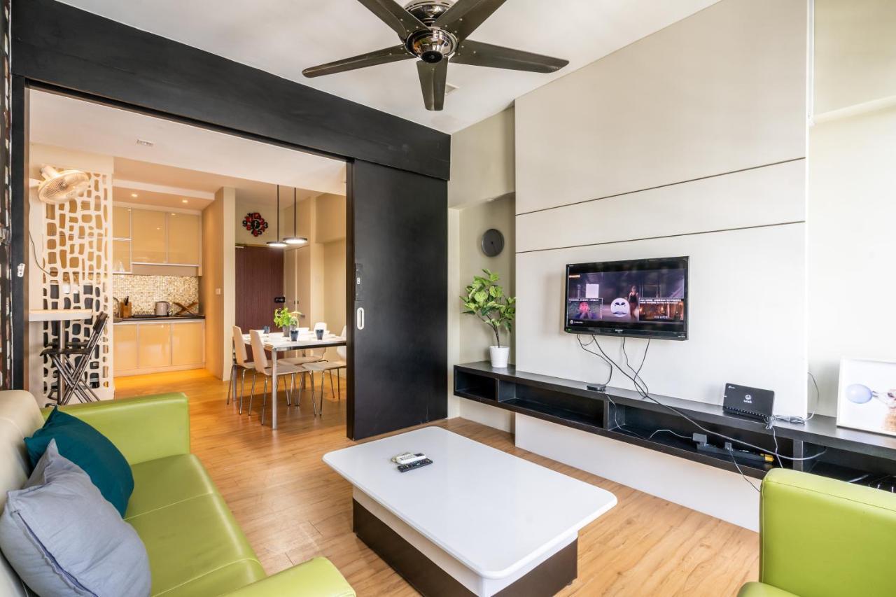 Cozy 2-Bedroom For 4 Pax With Pool - סובאנג ג'איה מראה חיצוני תמונה