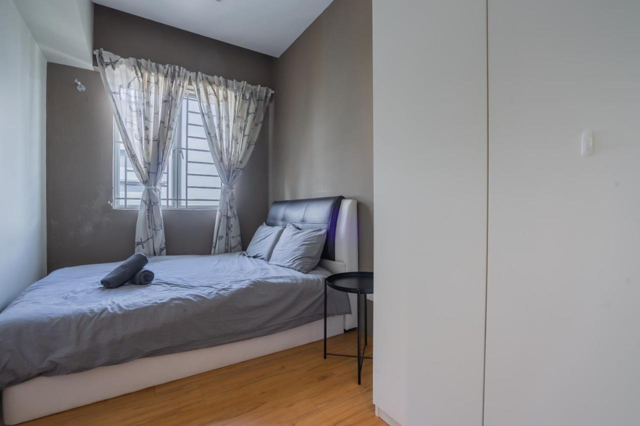 Cozy 2-Bedroom For 4 Pax With Pool - סובאנג ג'איה מראה חיצוני תמונה